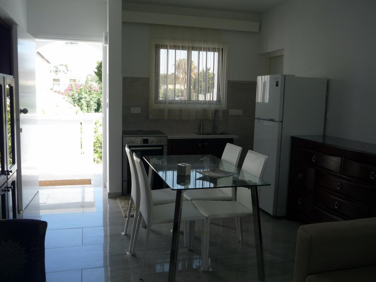 Sandy Beach Apartment 13 Voroklini Exterior foto